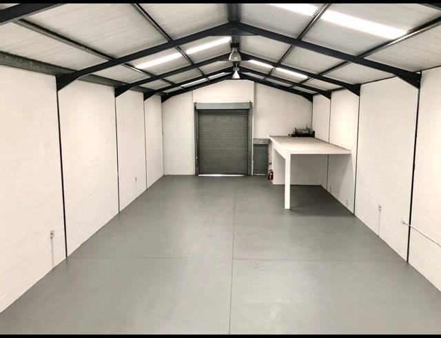 438M² WAREHOUSE TO LET IN WESTLAKE